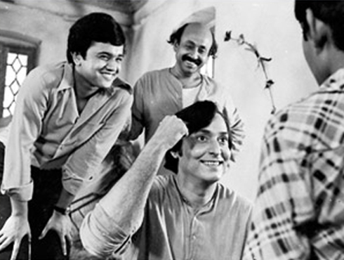 চির সবুজকিছু ছবি আছে যেগুলি কোনদিন বসন্ত অতিক্রম করে না। শুকনো পাতা হয়ে ঝরে পরে না। অপুর সংসার, দেবি, তিন কন্যা, অভিযান, চারুলতা, কাপুরুষ মহাপুরুষ, আকাশ কুসুম, তিন ভুবনের পাড়ে, অরণ্যের দিনরাত্রি, অশিনি সংকেত, গনশত্রু, বালিগঞ্জ কোর্ট আরও আরও অনেক সিনেমা এখনও আমাদের জীবনে নতুন পাতার সবুজ উপহার দেয়।