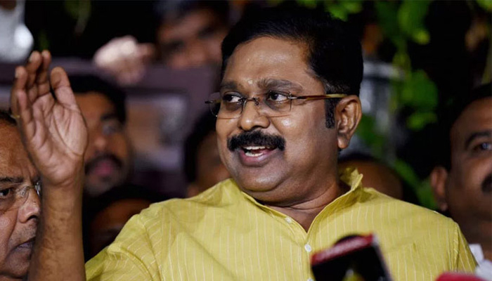 তামিলনাড়ু বিধানসভায় ফের আস্থা ভোটের দাবিতে মাদ্রাজ হাইকোর্টে শশীকলার ভাইপো তামিলনাড়ু বিধানসভায় ফের আস্থা ভোটের দাবিতে মাদ্রাজ হাইকোর্টে শশীকলার ভাইপো