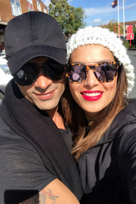 Bipasha Basu and Karan Singh Grover in London2 করণের সঙ্গে বিপাশা, বাঙালি কন্যের লন্ডনের ছবিতে চমকে যাবেন