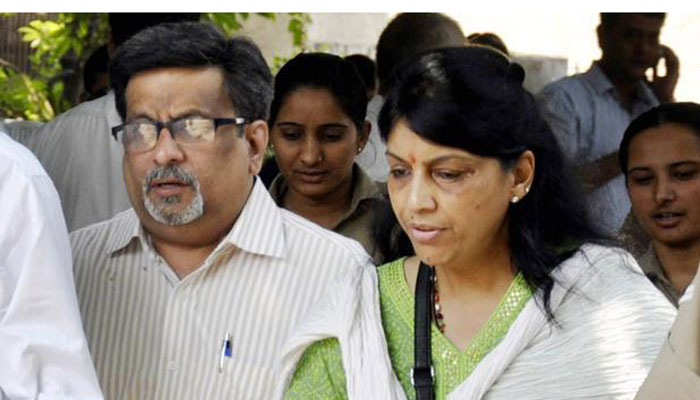 'এতদিনে বিচার পেলাম', রায় শুনে কান্নায় ভেঙে পড়েন তলোয়ার দম্পতি 'এতদিনে বিচার পেলাম', রায় শুনে কান্নায় ভেঙে পড়েন তলোয়ার দম্পতি