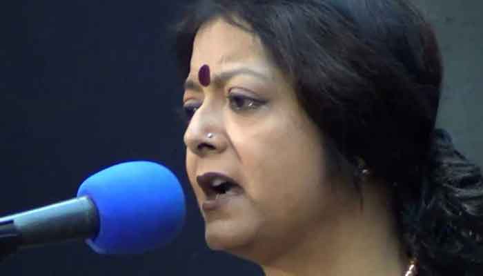 ভর সন্ধ্যায় বাউন্সারদের হাতে চরম হেনস্থার শিকার ব্রততী! ভর সন্ধ্যায় বাউন্সারদের হাতে চরম হেনস্থার শিকার ব্রততী!