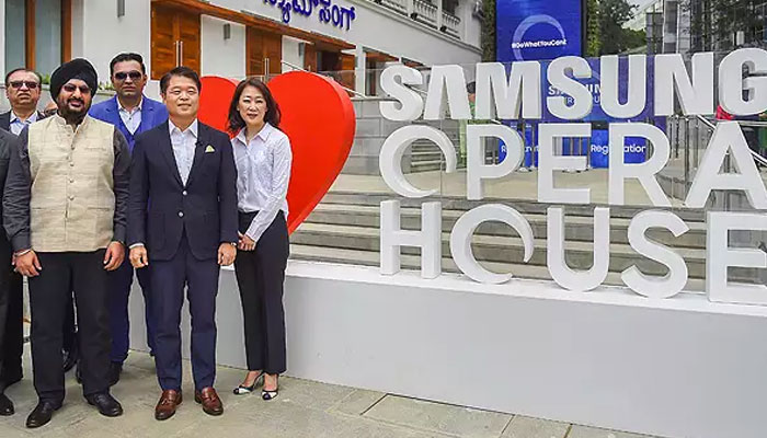বৃহত্তম শোরুম: Samsung_4