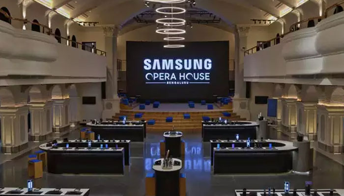 বৃহত্তম শোরুম: Samsung_1