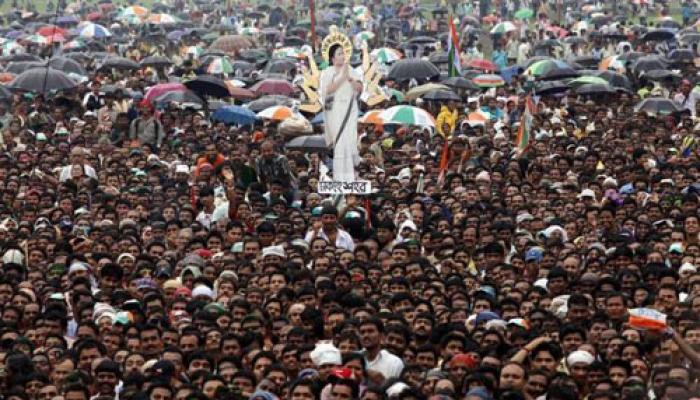 ধর্মতলাতে ২১ জুলাইয়ের ২১ বছরে দ্বিগুণ লক্ষ্য তৃণমূলের ধর্মতলাতে ২১ জুলাইয়ের ২১ বছরে দ্বিগুণ লক্ষ্য তৃণমূলের