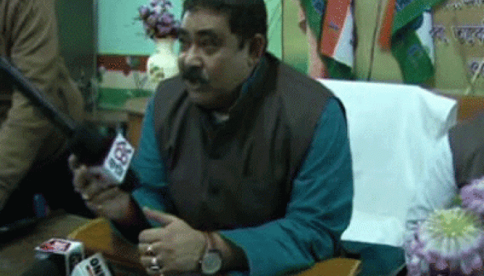 বীরভূমে পুলিসকর্মীর মৃত্যুতে কাঠগড়ায় তৃণমূল বীরভূমে পুলিসকর্মীর মৃত্যুতে কাঠগড়ায় তৃণমূল