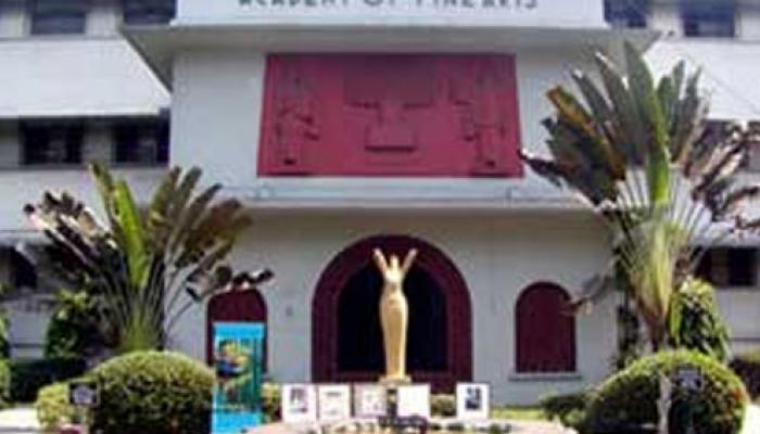 নাটক চলাকালীন আগুন অ্যাকাডেমি অফ ফাইন আর্টসে, অসুস্থ অভিনেত্রী নাটক চলাকালীন আগুন অ্যাকাডেমি অফ ফাইন আর্টসে, অসুস্থ অভিনেত্রী