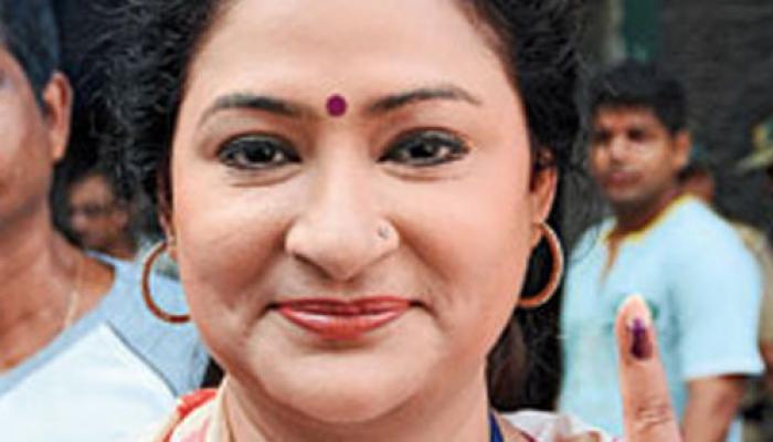 সম্মানের লড়াইয়ে জিতে চৌরঙ্গীতে শেষ হাসি তৃণমূলের সম্মানের লড়াইয়ে জিতে চৌরঙ্গীতে শেষ হাসি তৃণমূলের