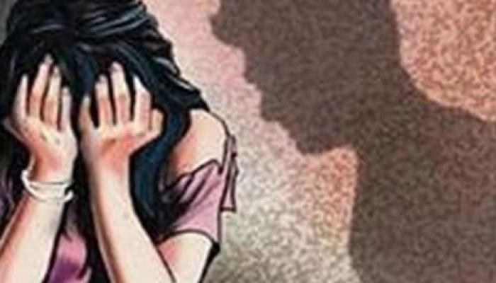 গণধর্ষণের শিকার, সুবিচার না পেয়ে সুপ্রিমকোর্ট চত্ত্বরে আত্মহত্যার চেষ্টা আইনজীবীর গণধর্ষণের শিকার, সুবিচার না পেয়ে সুপ্রিমকোর্ট চত্ত্বরে আত্মহত্যার চেষ্টা আইনজীবীর