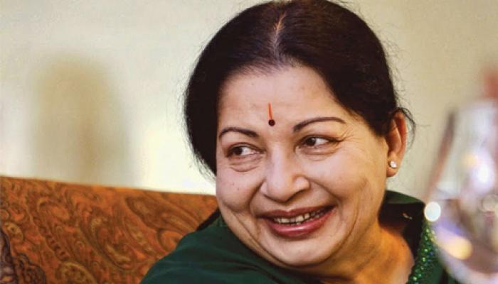 সম্পতির মামলায় রায় দেবে আদালত, হরলে আজই ইস্তফা জয়ললিতার সম্পতির মামলায় রায় দেবে আদালত, হরলে আজই ইস্তফা জয়ললিতার