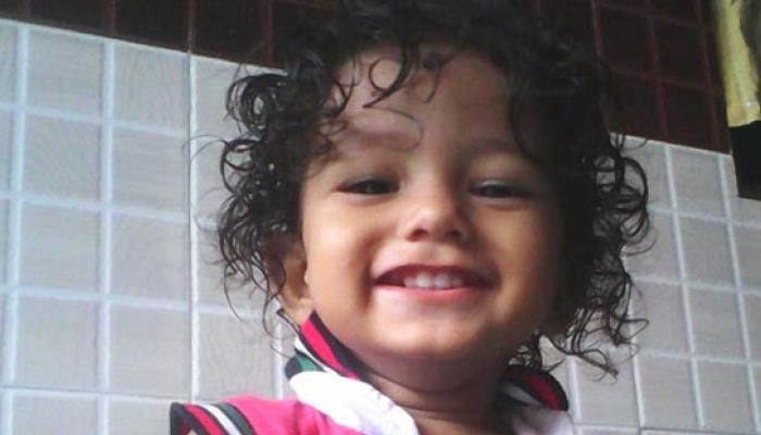 পুলিসের অসহযোগিতার পর এবার অভিনবকে খুঁজতে সোশ্যাল মিডিয়ার কাছে আবেদন মা, বাবার পুলিসের অসহযোগিতার পর এবার অভিনবকে খুঁজতে সোশ্যাল মিডিয়ার কাছে আবেদন মা, বাবার