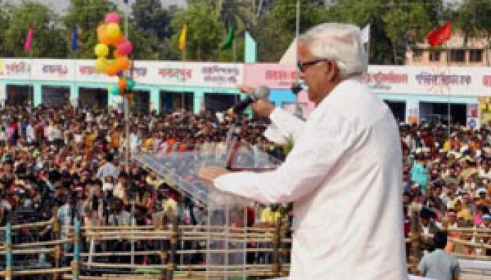 বামেদের জমি নিতে পারবে না রামেরা, বিজেপিকে তোপ দেগে বললেন বুদ্ধদেব বামেদের জমি নিতে পারবে না রামেরা, বিজেপিকে তোপ দেগে বললেন বুদ্ধদেব