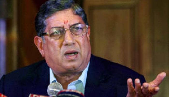মুদগল রিপোর্ট: বেটিং কেলেঙ্কারিতে জড়িত নন শ্রীবাসন। লাল কার্ড দেখলেন শিল্পা-পতি রাজ মুদগল রিপোর্ট: বেটিং কেলেঙ্কারিতে জড়িত নন শ্রীবাসন। লাল কার্ড দেখলেন শিল্পা-পতি রাজ
