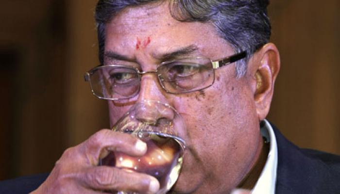 সিএসকে অথবা বোর্ড, যে কোনও একটা বেছে নিন, শ্রীনিকে সাফ জানাল সুপ্রিম কোর্ট সিএসকে অথবা বোর্ড, যে কোনও একটা বেছে নিন, শ্রীনিকে সাফ জানাল সুপ্রিম কোর্ট
