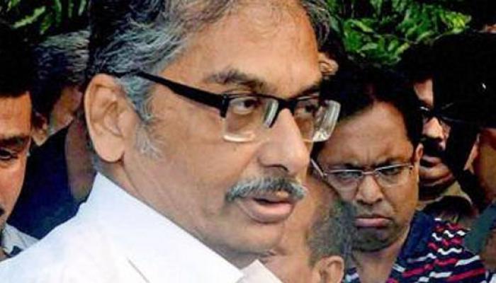 ক্যান্টিনে খেতে যাচ্ছেন বলে মাঝপথেই সমাবর্তন ছেড়ে চলে গেলেন উপাচার্য ক্যান্টিনে খেতে যাচ্ছেন বলে মাঝপথেই সমাবর্তন ছেড়ে চলে গেলেন উপাচার্য