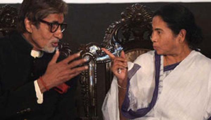বিতর্কে জল ঢেলে অমিতাভ বললেন, 'মমতাদি আমি ভারতরত্নের যোগ্য নই' বিতর্কে জল ঢেলে অমিতাভ বললেন, 'মমতাদি আমি ভারতরত্নের যোগ্য নই'