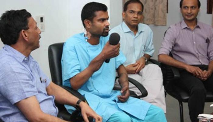 কোচিতে উপমহাদেশের প্রথম সফল হাত প্রতিস্থাপন, বিনয়ের হাত নিয়ে নতুন জীবন পেলেন মনু কোচিতে উপমহাদেশের প্রথম সফল হাত প্রতিস্থাপন, বিনয়ের হাত নিয়ে নতুন জীবন পেলেন মনু