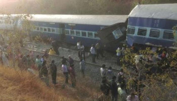 বেঙ্গালুরু-এর্নাকুলম লাইনে রেল দুর্ঘটনায় মৃত ১১, আহত ৬০ বেঙ্গালুরু-এর্নাকুলম লাইনে রেল দুর্ঘটনায় মৃত ১১, আহত ৬০