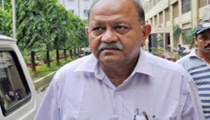 সৃঞ্জয় বসুর পর এবার সারদাকাণ্ডে শর্তসাপেক্ষে জামিন পেলেন রজত মজুমদার সৃঞ্জয় বসুর পর এবার সারদাকাণ্ডে শর্তসাপেক্ষে জামিন পেলেন রজত মজুমদার