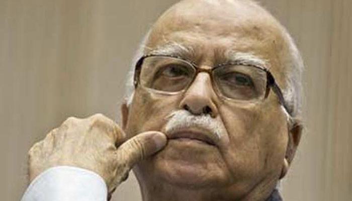 দেশে ফের জরুরি অবস্থার মতো পরিস্থিতির সৃষ্টি হতে পারে, বিস্ফোরক মন্তব্য আডবাণীর দেশে ফের জরুরি অবস্থার মতো পরিস্থিতির সৃষ্টি হতে পারে, বিস্ফোরক মন্তব্য আডবাণীর
