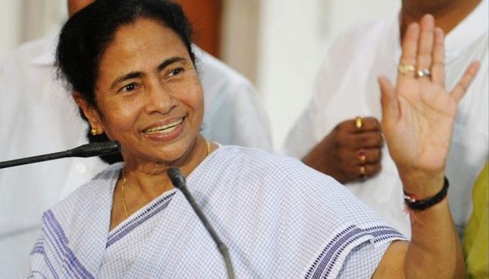 মুখ্যমন্ত্রী শততম প্রশাসনিক বৈঠক ঘিরে উত্সবের আয়োজন মুখ্যমন্ত্রী শততম প্রশাসনিক বৈঠক ঘিরে উত্সবের আয়োজন