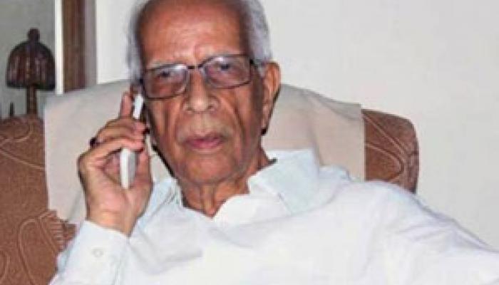 রাজ্যপালের আক্ষেপ রাজনীতিকদের মানের অবনতি হচ্ছে রাজ্যপালের আক্ষেপ রাজনীতিকদের মানের অবনতি হচ্ছে