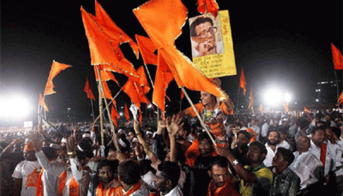পাঁচ সন্তান থাকলেই প্রতি হিন্দু পরিবার পিছু ২ লক্ষ টাকা পুরস্কার ঘোষণা শিবসেনার পাঁচ সন্তান থাকলেই প্রতি হিন্দু পরিবার পিছু ২ লক্ষ টাকা পুরস্কার ঘোষণা শিবসেনার