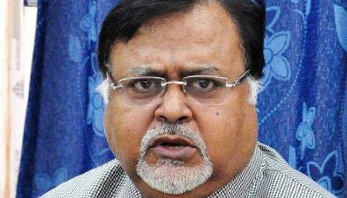 কলেজে আর নতুন করে পার্শ্ব শিক্ষক নিয়োগ হবে না, বিধানসভায় জানালেন শিক্ষামন্ত্রী কলেজে আর নতুন করে পার্শ্ব শিক্ষক নিয়োগ হবে না, বিধানসভায় জানালেন শিক্ষামন্ত্রী