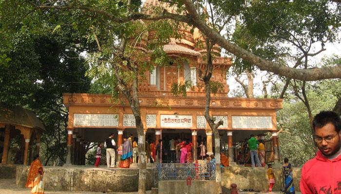 তৃণমূলের সমর্থনেই রতুয়া পঞ্চায়েত সমিতি বামেদের দখলে তৃণমূলের সমর্থনেই রতুয়া পঞ্চায়েত সমিতি বামেদের দখলে