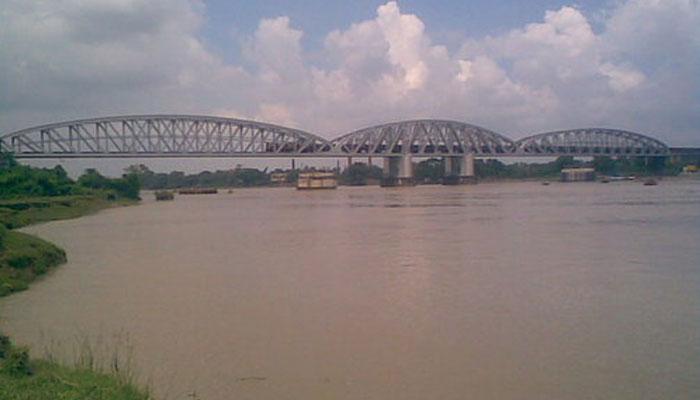 কলকাতা এড়িয়ে জলদি উত্তর থেকে দক্ষিণে যেতে তৈরি হচ্ছে সিক্স লেন ব্রিজ কলকাতা এড়িয়ে জলদি উত্তর থেকে দক্ষিণে যেতে তৈরি হচ্ছে সিক্স লেন ব্রিজ