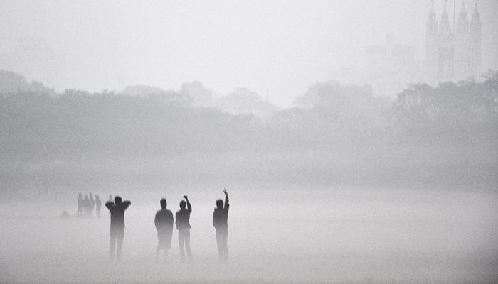 শীত আর দূরে নয় শীত আর দূরে নয়