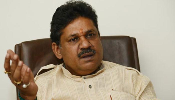 অমিত শাহর কাছে দলবিরোধী কাজের প্রমাণ চাইলেন কীর্তি আজাদ অমিত শাহর কাছে দলবিরোধী কাজের প্রমাণ চাইলেন কীর্তি আজাদ