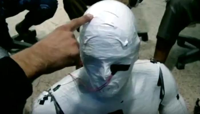 ISIS-এর ল্যাবে কীভাবে তৈরি হচ্ছে সন্ত্রাসের ব্লু প্রিন্ট? দেখুন ভিডিও ISIS-এর ল্যাবে কীভাবে তৈরি হচ্ছে সন্ত্রাসের ব্লু প্রিন্ট? দেখুন ভিডিও