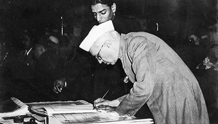 নেতাজি ফাইল প্রকাশের পর নেহরুর চিঠি নিয়েই উত্তাল জাতীয় রাজনীতি নেতাজি ফাইল প্রকাশের পর নেহরুর চিঠি নিয়েই উত্তাল জাতীয় রাজনীতি