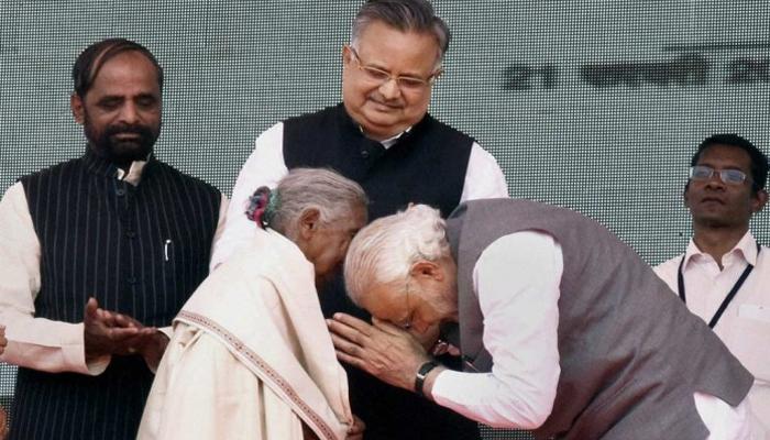 ১০৪ বছরের বৃদ্ধার শৌচালয় তৈরির জন্য ছাগল বিক্রি ১০৪ বছরের বৃদ্ধার শৌচালয় তৈরির জন্য ছাগল বিক্রি