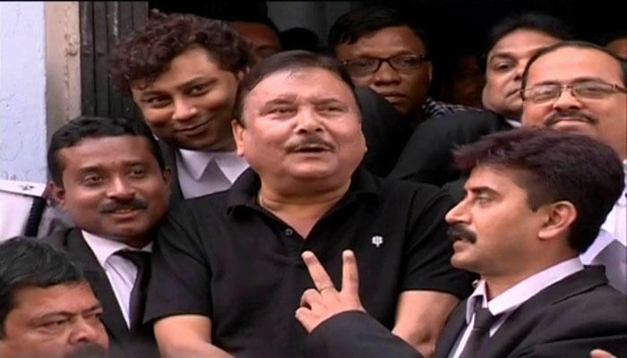প্রার্থী হয়েই কনফিডেন্ট মদন মিত্র প্রার্থী হয়েই কনফিডেন্ট মদন মিত্র