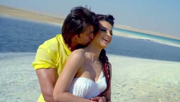 প্রেম থেকে কাদা ছোড়াছুড়ি, হৃতিকের আইনি নোটিস কঙ্গনাকে প্রেম থেকে কাদা ছোড়াছুড়ি, হৃতিকের আইনি নোটিস কঙ্গনাকে