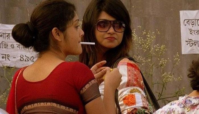 রাজ্যের একমাত্র জেলা, যেখানে প্রকাশ্য ধূমপান নিষিদ্ধ, ধরা পড়লে মোটা অঙ্কের জরিমানা রাজ্যের একমাত্র জেলা, যেখানে প্রকাশ্য ধূমপান নিষিদ্ধ, ধরা পড়লে মোটা অঙ্কের জরিমানা