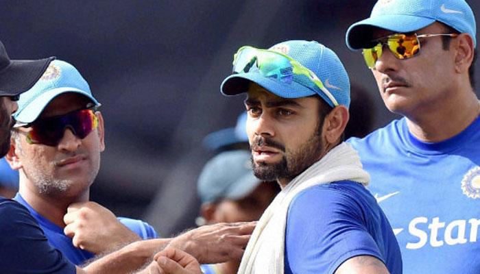 'আক্রমণাত্মক মাহি', এক হাত নিলেন শাস্ত্রীকে 'আক্রমণাত্মক মাহি', এক হাত নিলেন শাস্ত্রীকে