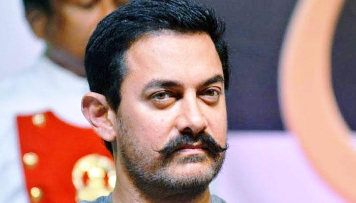 কেন আমির খান অ্যাওয়ার্ড শো-তে যান না? কেন আমির খান অ্যাওয়ার্ড শো-তে যান না?