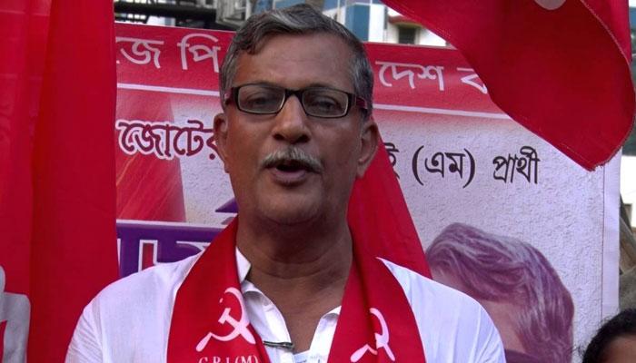 তন্ময় ভট্টাচার্যের কংগ্রেসের মিছিলে পা মেলানোর জবাব চাইবে তাঁর দল তন্ময় ভট্টাচার্যের কংগ্রেসের মিছিলে পা মেলানোর জবাব চাইবে তাঁর দল