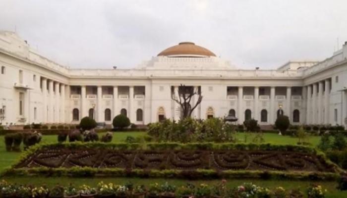 রাজ্য সরকারি কর্মীদের ডিএ বৃদ্ধির দাবিতে উত্তাল বিধানসভা রাজ্য সরকারি কর্মীদের ডিএ বৃদ্ধির দাবিতে উত্তাল বিধানসভা