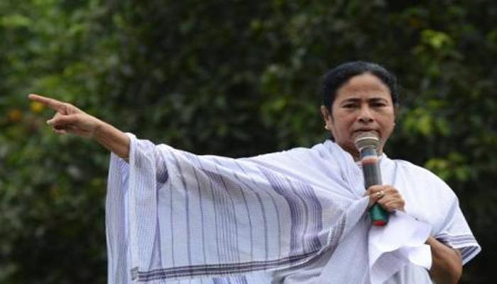 সিন্ডিকেট তোলাবাজি রুখতে আরও কড়া মুখ্যমন্ত্রী সিন্ডিকেট তোলাবাজি রুখতে আরও কড়া মুখ্যমন্ত্রী