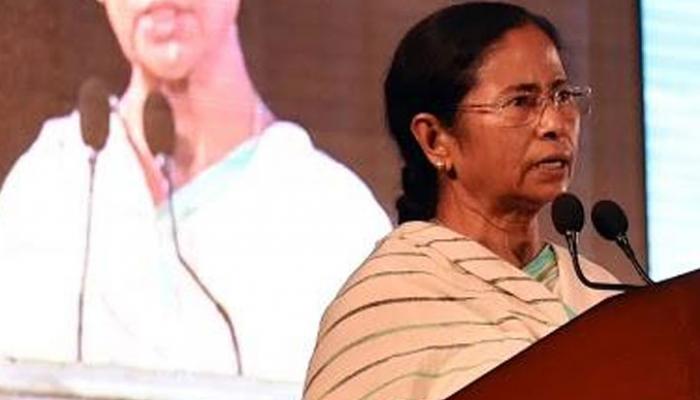এবার সরকারি কর্মীদের হাজিরা নিয়েও কঠোর হচ্ছেন মুখ্যমন্ত্রী এবার সরকারি কর্মীদের হাজিরা নিয়েও কঠোর হচ্ছেন মুখ্যমন্ত্রী