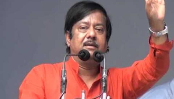 খাদ্যমন্ত্রীকে পিষে মারার চেষ্টা?কেন?খোলসা করলেন জ্যোতিপ্রিয় খাদ্যমন্ত্রীকে পিষে মারার চেষ্টা?কেন?খোলসা করলেন জ্যোতিপ্রিয়