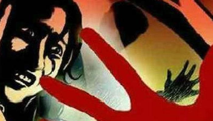 ৩ মাসের অন্তঃসত্ত্বা গৃহবধূকে পুড়িয়ে মারার অভিযোগ শ্বশুরবাড়ির বিরুদ্ধে ৩ মাসের অন্তঃসত্ত্বা গৃহবধূকে পুড়িয়ে মারার অভিযোগ শ্বশুরবাড়ির বিরুদ্ধে