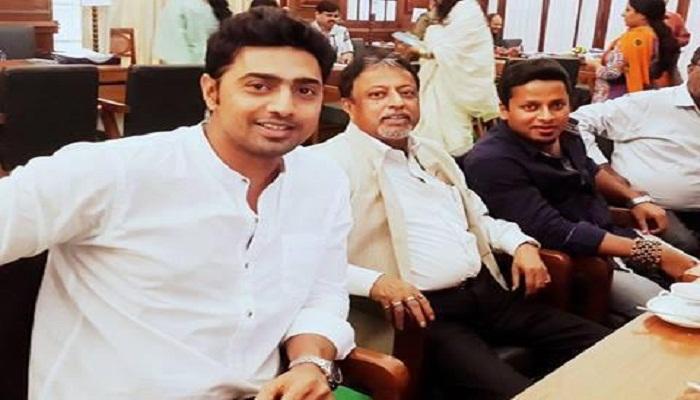 ৭৯৬ দিন পর সংসদে মুখ খুললেন দেব, কেউই বুঝল না! ৭৯৬ দিন পর সংসদে মুখ খুললেন দেব, কেউই বুঝল না!