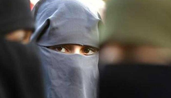 দিল্লিতে ধরা পড়া বিহারের সুসলিম যুবতী কী ISIS-এ যোগ দিতে যাচ্ছিলেন? দিল্লিতে ধরা পড়া বিহারের সুসলিম যুবতী কী ISIS-এ যোগ দিতে যাচ্ছিলেন?