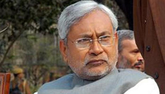 নিষেধাজ্ঞার আড়ালে কি বিহারে রমরমিয়ে চলছে বিষমদের কারবার? নিষেধাজ্ঞার আড়ালে কি বিহারে রমরমিয়ে চলছে বিষমদের কারবার?