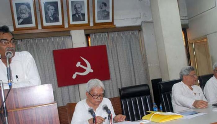 দলকে 'স্লিম অ্যান্ড ট্রিম' করতে চেয়ে প্রস্তাব সিপিএমে দলকে 'স্লিম অ্যান্ড ট্রিম' করতে চেয়ে প্রস্তাব সিপিএমে