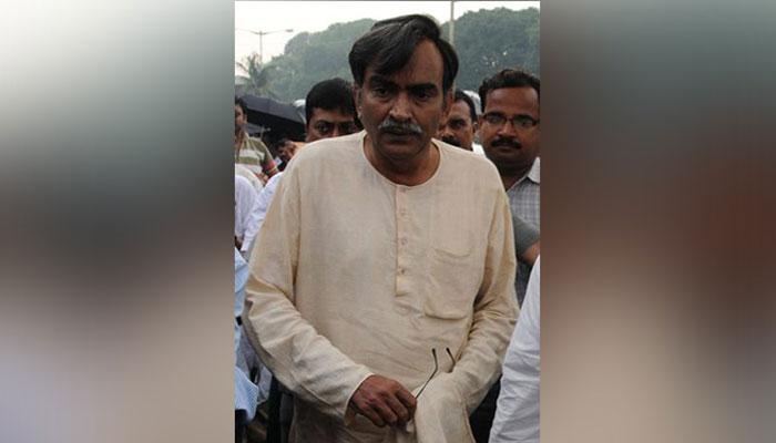 ভোটের পাঁচ মাস পর তিনি নাকি যাচ্ছেন নিজের কেন্দ্রে! ভোটের পাঁচ মাস পর তিনি নাকি যাচ্ছেন নিজের কেন্দ্রে!